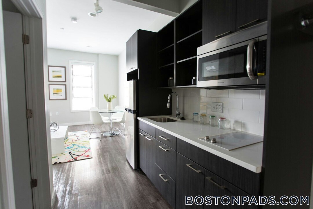 507 Main St in Worcester, MA - Building Photo