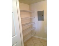 6556 Emerald Dunes Dr, Unit 204 in West Palm Beach, FL - Building Photo - Building Photo