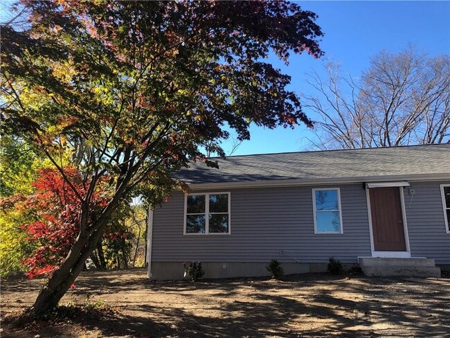 8 Deluca St in Johnston, RI - Building Photo - Building Photo