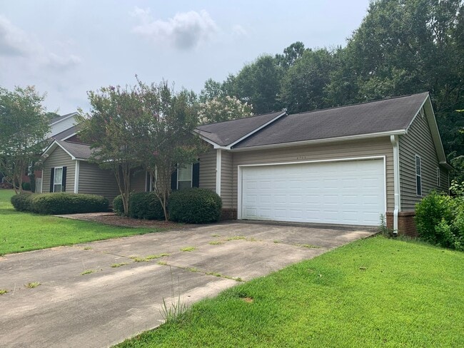 property at 2705 Cunningham Ct