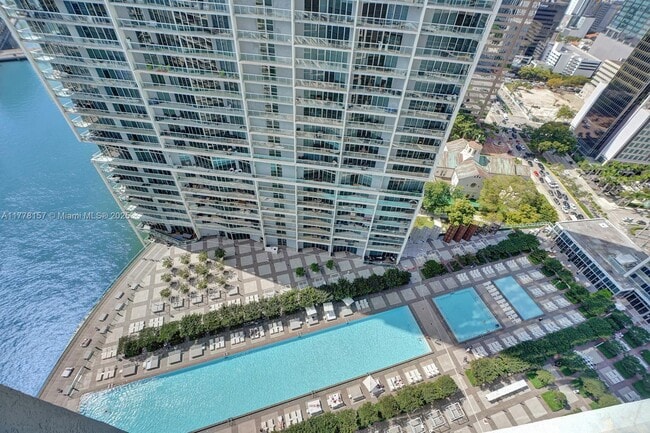 475 Brickell Ave, Unit 3309 in Miami, FL - Building Photo - Building Photo