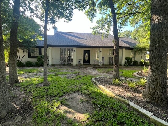 6170 Weiland Rd in Weatherford, TX - Foto de edificio - Building Photo