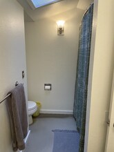 15445 63rd Ave NE in Kenmore, WA - Building Photo - Building Photo