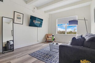 1300 Collins Ave in Miami Beach, FL - Building Photo