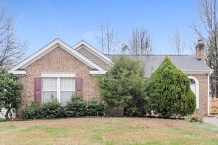 2112 David Earl Dr in Charlotte, NC - Building Photo