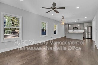 1404 10th Ave N in Nashville, TN - Building Photo - Building Photo