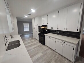 501 E Hiram St in Atlanta, TX - Building Photo - Building Photo