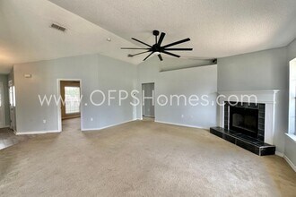 105 Forge Dr in Crestview, FL - Building Photo - Building Photo