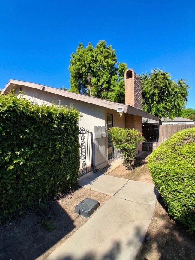 property at 4597 N Emerson Ave