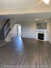 1003 Garden Way in Harrisonville, MO - Building Photo - Building Photo