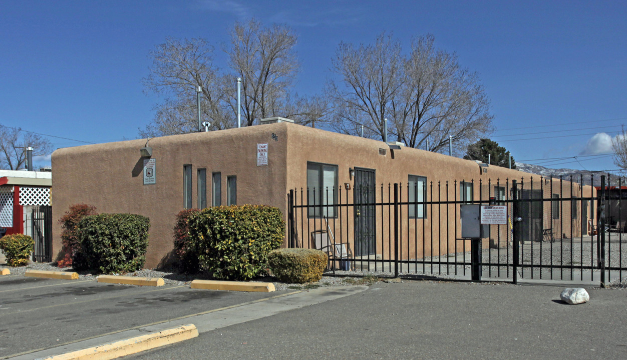 630-632 Chama St S in Albuquerque, NM - Building Photo