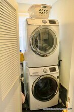 281 Walnut St in Brookline, MA - Building Photo - Building Photo