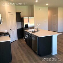 2411 N Montgomery St in Sherman, TX - Building Photo - Building Photo