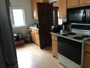 2226 Kendall Avenue, Unit 2226 in Madison, WI - Building Photo - Building Photo