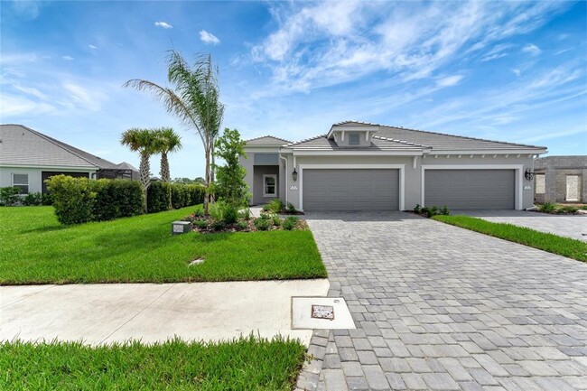2638 Light Sky Ln in Bradenton, FL - Building Photo - Building Photo
