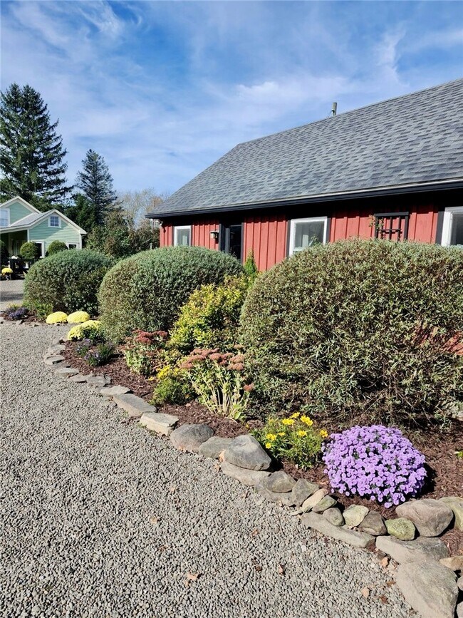 395 Rezen Rd in Roseboom, NY - Building Photo - Building Photo