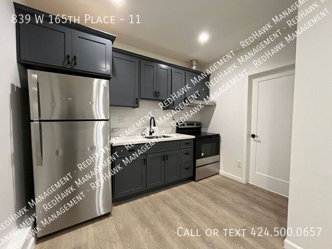 property at 839 W 165th Pl