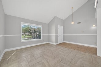 7711 Del Glen Ln in Houston, TX - Building Photo - Building Photo