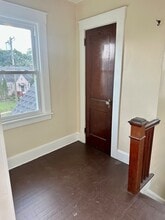 12 Francis St in East Hartford, CT - Building Photo - Building Photo