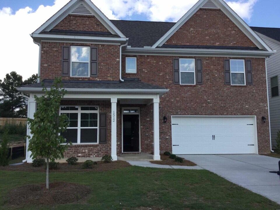 1512 Weatherbrook Cir in Lawrenceville, GA - Building Photo