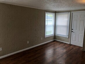 1309 S Madison St in Normal, IL - Building Photo - Building Photo