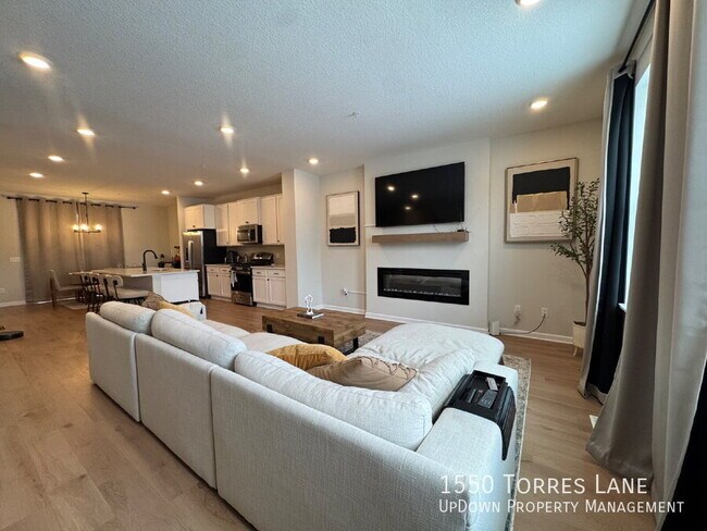 property at 1550 Torres Ln