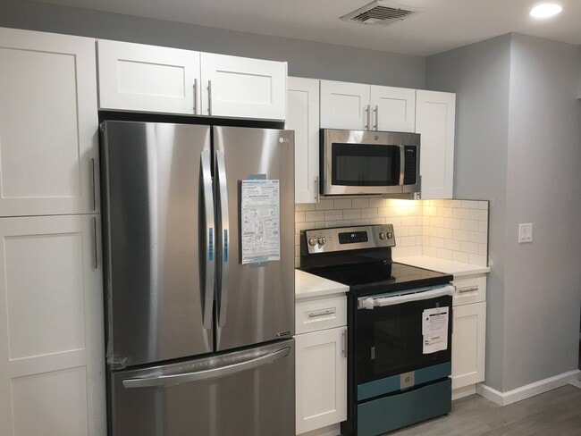 12 Mill Street, Unit 2nd Floor Apartment