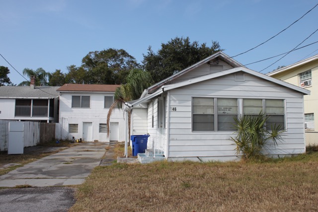 746 Main St in Dunedin, FL - Foto de edificio