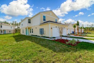 21 Temple Dr in St. Augustine, FL - Building Photo