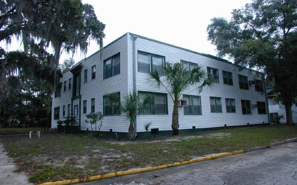 730 W Central Ave in Winter Haven, FL - Building Photo - Building Photo