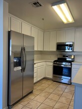 10756 Camarillo St in Toluca Lake, CA - Building Photo - Building Photo