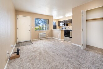 Villa Del Sol in Tucson, AZ - Foto de edificio - Interior Photo