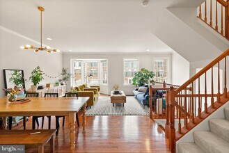 12922 Starters Ln in Fairfax, VA - Building Photo - Building Photo