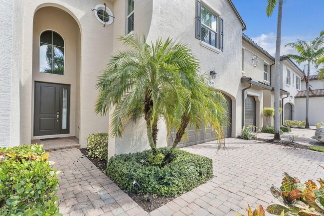 4543 Mediterranean Cir in Palm Beach Gardens, FL - Building Photo - Building Photo