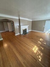5446 Charlotte St in Kansas City, MO - Building Photo - Building Photo