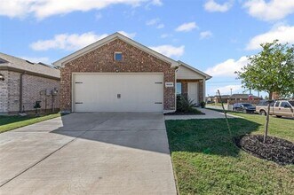 14004 Gaskin St in Pilot Point, TX - Building Photo - Building Photo