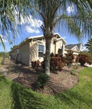19431 Butterwood Ln in Lutz, FL - Building Photo - Building Photo