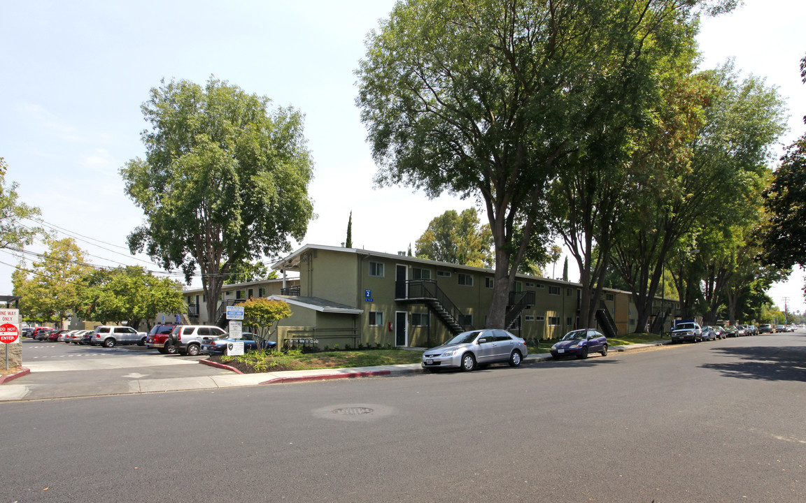 Maryce Freelen Apartments in Mountain View, CA - Building Photo