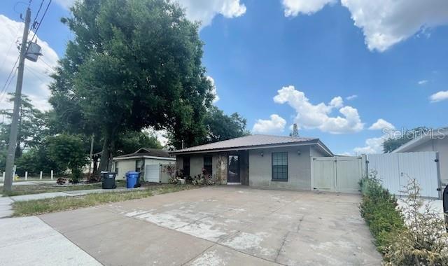 3804 W Hamilton Ave in Tampa, FL - Building Photo