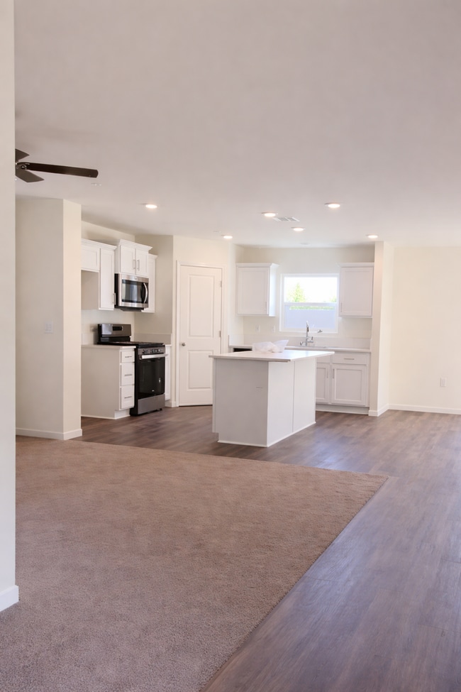 property at 1646 Concord Ave