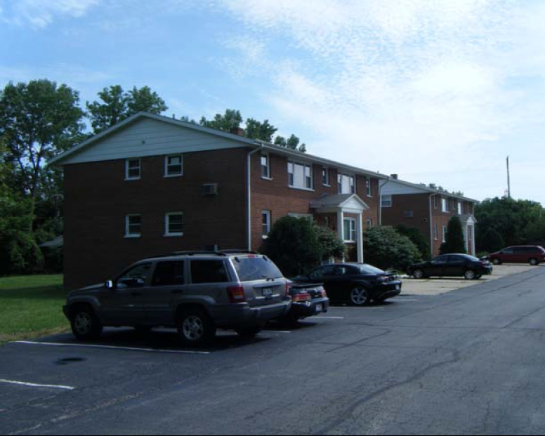 Bluffs West in Lake Bluff, IL - Building Photo