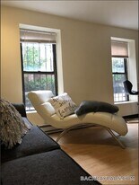 90 St Botolph St, Unit 1 in Boston, MA - Building Photo