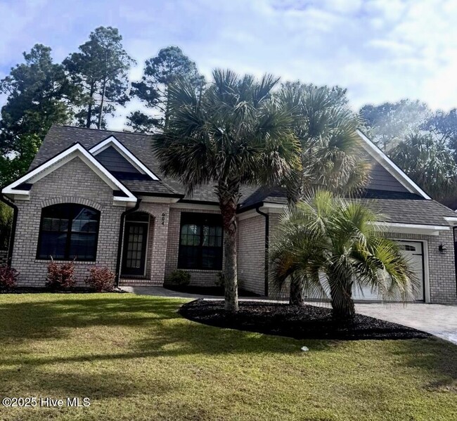 property at 604 Creekway Cir SE