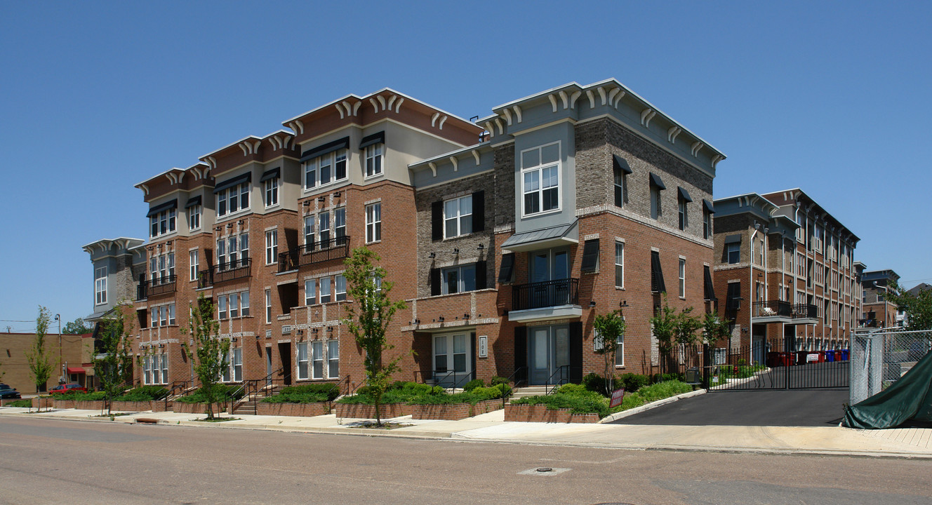 State Place at South End in Memphis, TN - Foto de edificio