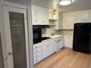 1000 Figueroa St in Folsom, CA - Building Photo - Building Photo