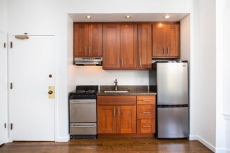 977 Pine in San Francisco, CA - Building Photo - Building Photo