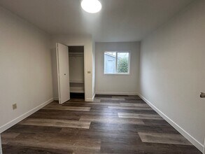 677 Main St E in Monmouth, OR - Building Photo - Building Photo