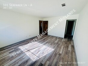 101 Seafarer Ln-Unit -A in Columbia, SC - Building Photo - Building Photo