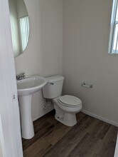 926 Shades End Ave in North Las Vegas, NV - Building Photo - Building Photo