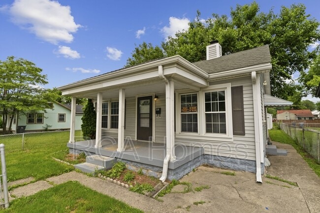 239 S Rural St in Indianapolis, IN - Building Photo - Building Photo